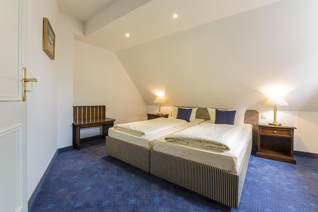 Am Yachthafen Hotel 3*